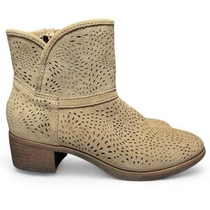 UGG Rosen Perforated Suede Ankle Boots in Sand Beige size 6